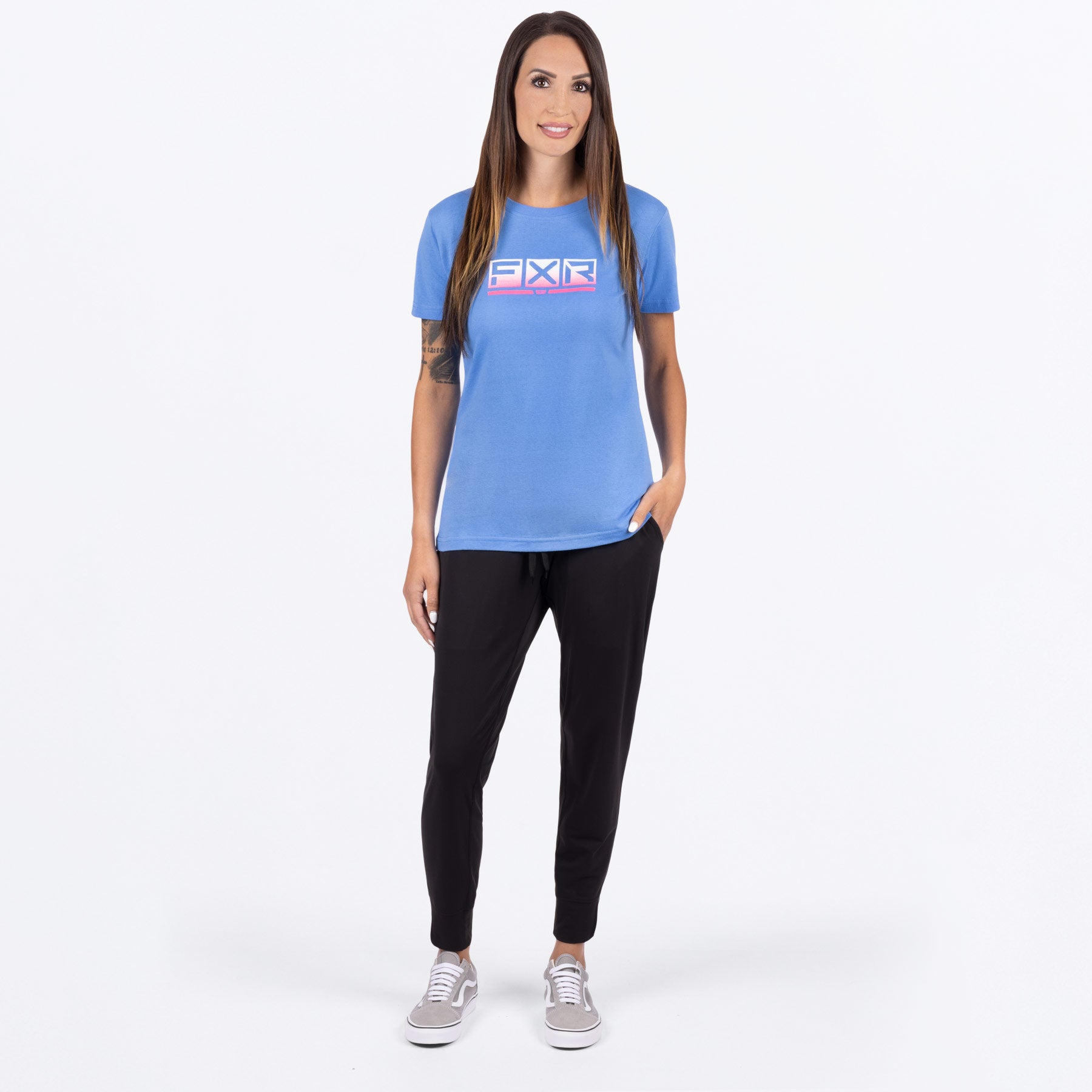 Podium_PremiumTShirt_W_TranquilBlueEPink_242227-_4194_Fullbody