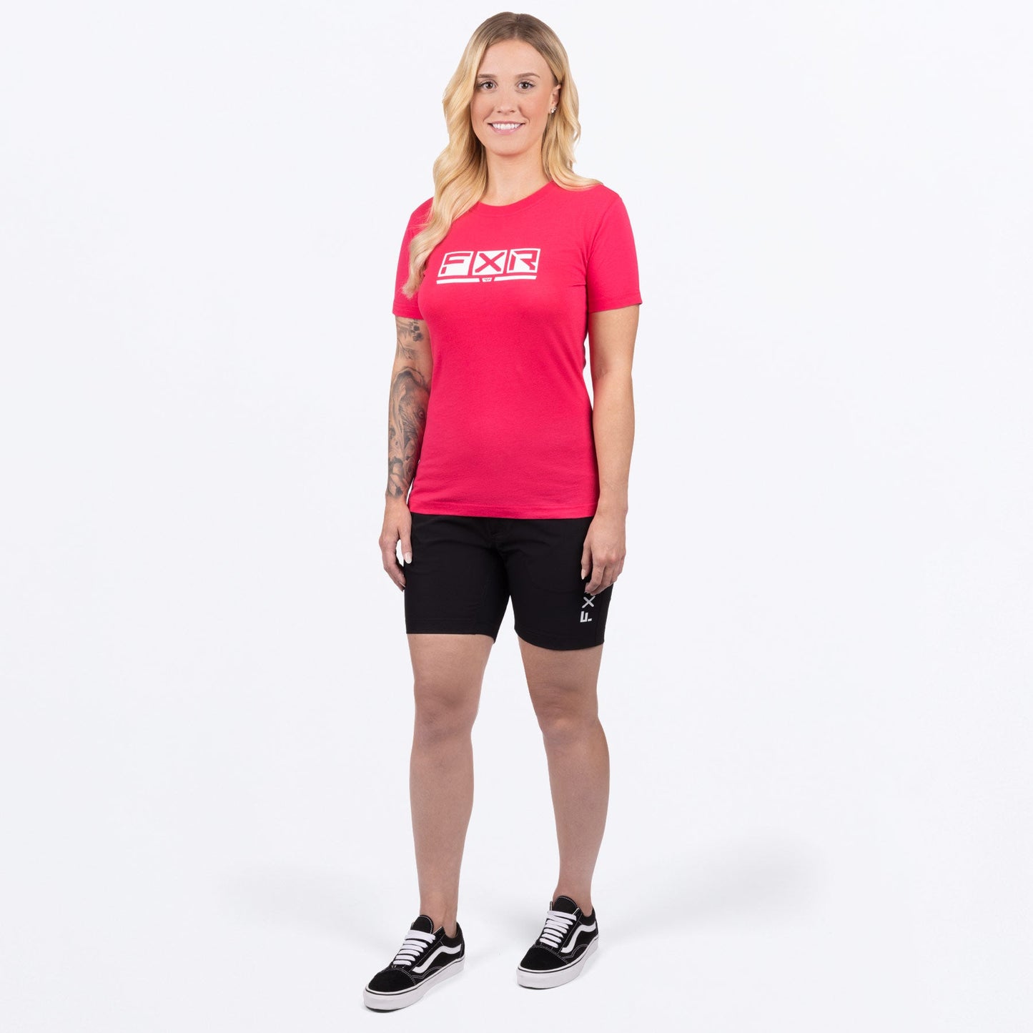 Podium_PremiumTShirt_W_RazzWhite_242227-_2801_Fullbody